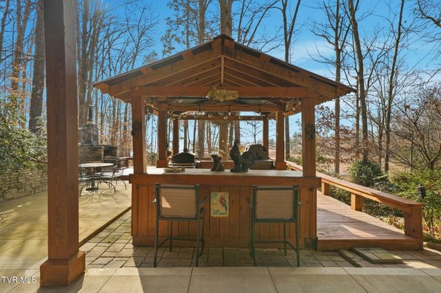 1804 Cherokee Drive, Bean Station, TN 37708