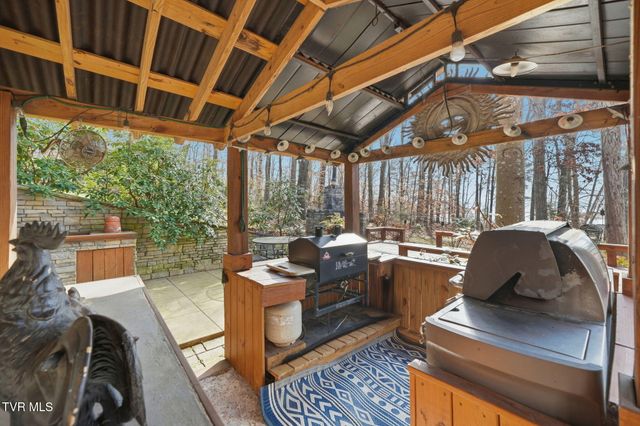 1804 Cherokee Drive, Bean Station, TN 37708