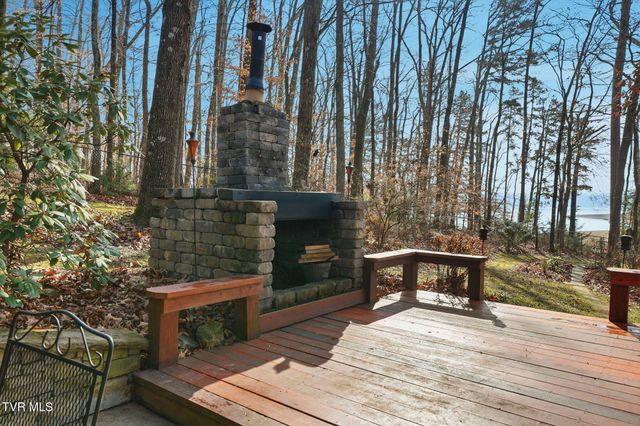 1804 Cherokee Drive, Bean Station, TN 37708