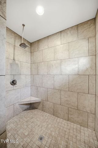 1804 Cherokee Drive, Bean Station, TN 37708