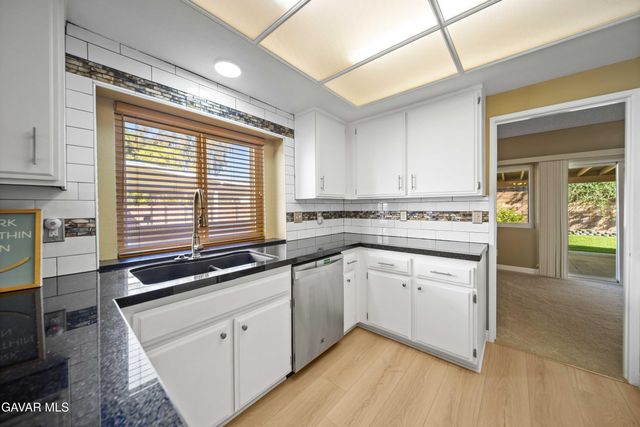 44202 W Halcom Avenue, Lancaster, CA 93536