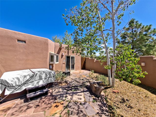 57 Verano Loop, Santa Fe, NM 87508