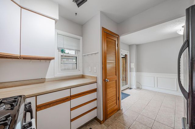 614 Dlyn Street, H14, Columbus, OH 43228