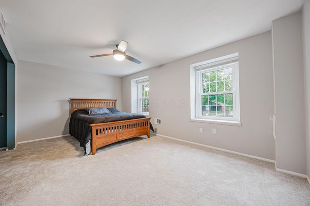 614 Dlyn Street, H14, Columbus, OH 43228