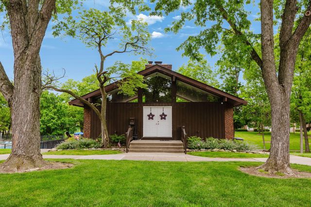 614 Dlyn Street, H14, Columbus, OH 43228