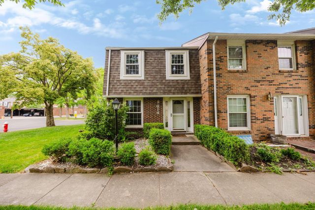 614 Dlyn Street, H14, Columbus, OH 43228