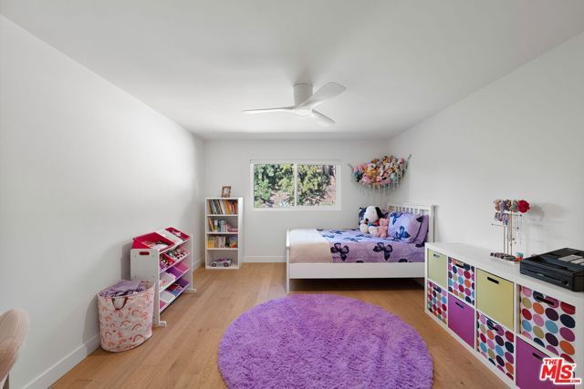 411 Meadowview Drive, La Canada Flintridge, CA 91011