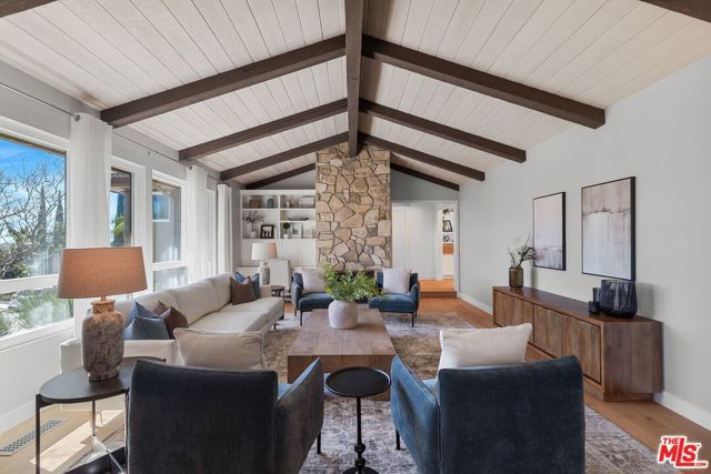 411 Meadowview Drive, La Canada Flintridge, CA 91011