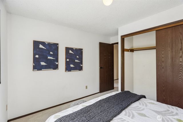 7509 42nd Avenue NE, Seattle, WA 98115