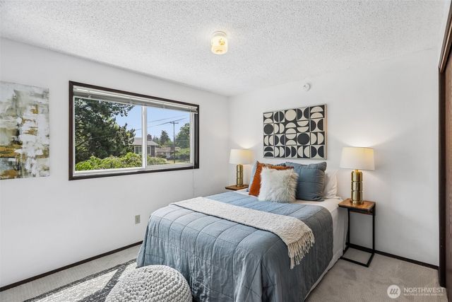 7509 42nd Avenue NE, Seattle, WA 98115
