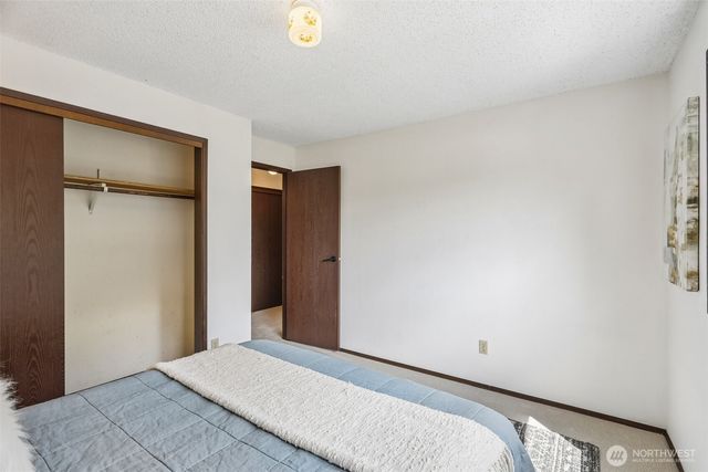7509 42nd Avenue NE, Seattle, WA 98115