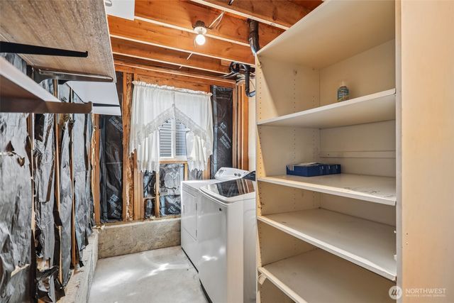 7509 42nd Avenue NE, Seattle, WA 98115