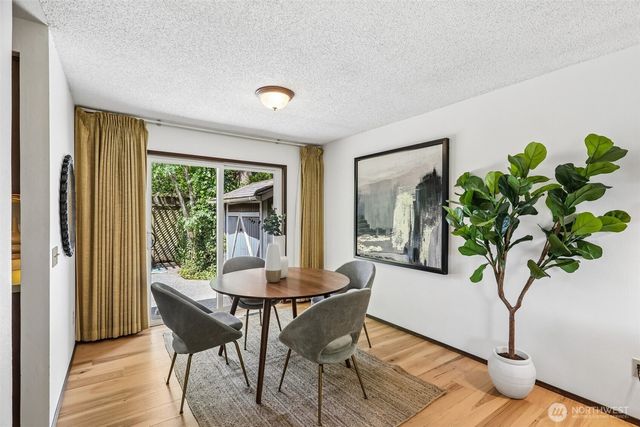 7509 42nd Avenue NE, Seattle, WA 98115