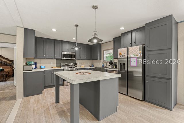 48 Community Center Rd, Seabrook, SC 29940