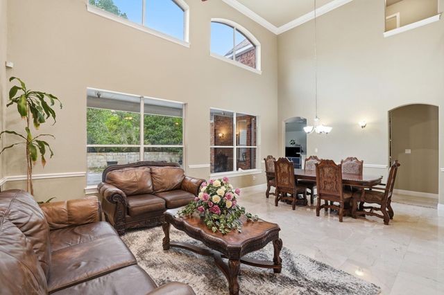 222 Vailco LN, Austin, TX 78738