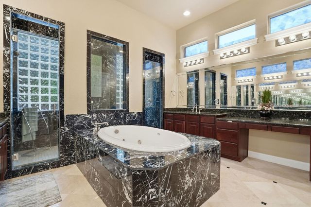222 Vailco LN, Austin, TX 78738