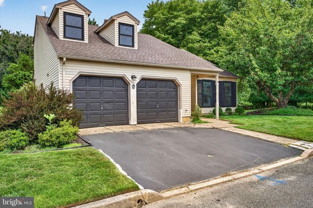 7 STONYBROOK CT, Medford, NJ 08055