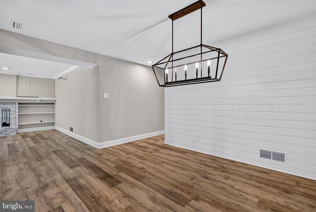 7 STONYBROOK CT, Medford, NJ 08055