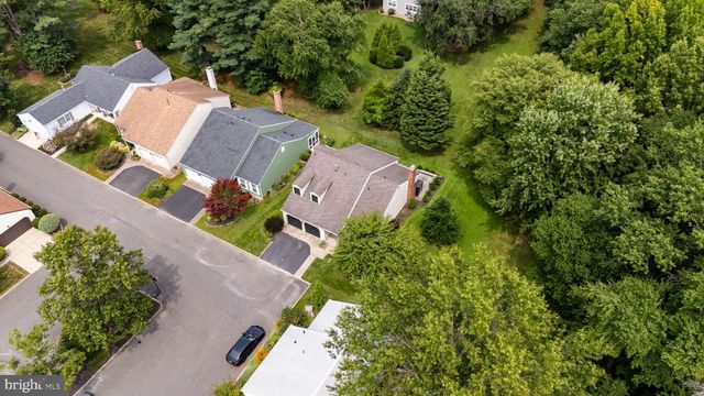 7 STONYBROOK CT, Medford, NJ 08055