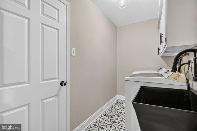 7 STONYBROOK CT, Medford, NJ 08055