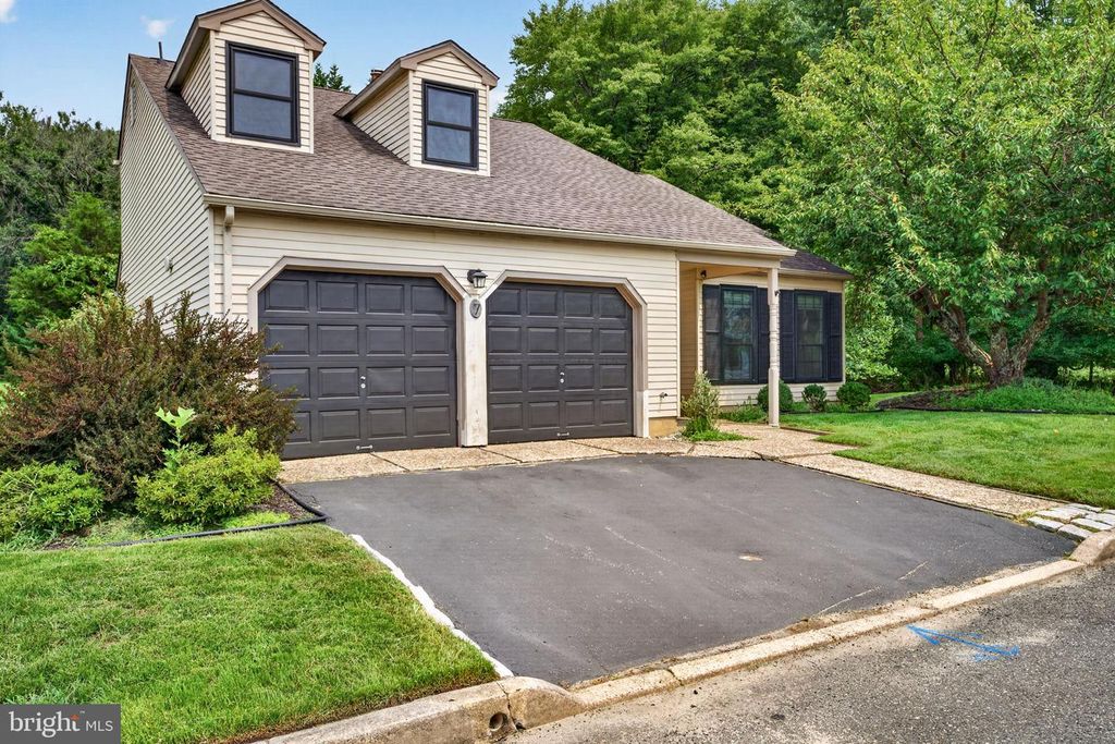 7 STONYBROOK CT, MEDFORD, NJ 08055 — photo 2