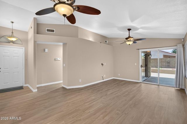 4345 E BADGER Way, Phoenix, AZ 85044