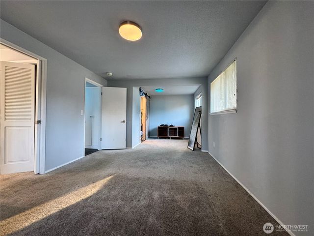 13801 Dana Lane E, Puyallup, WA 98373