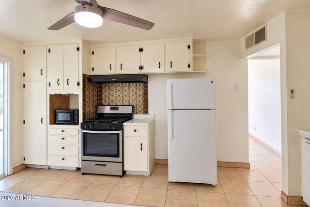 12811 N 29TH Drive, Phoenix, AZ 85029