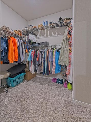 616 St James Place, Newcastle, OK 73065