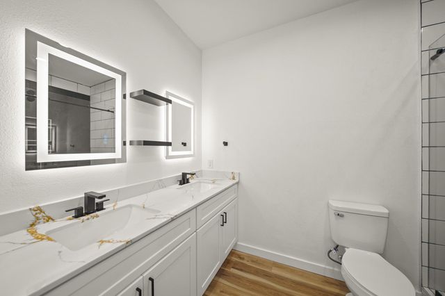 6206 Lyndhurst Drive A, Houston, TX 77087