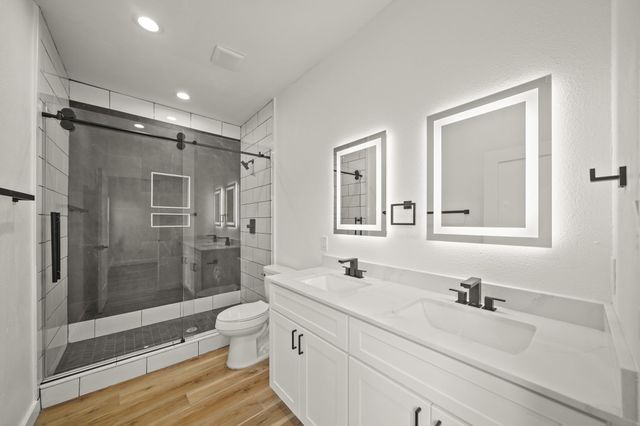6206 Lyndhurst Drive A, Houston, TX 77087