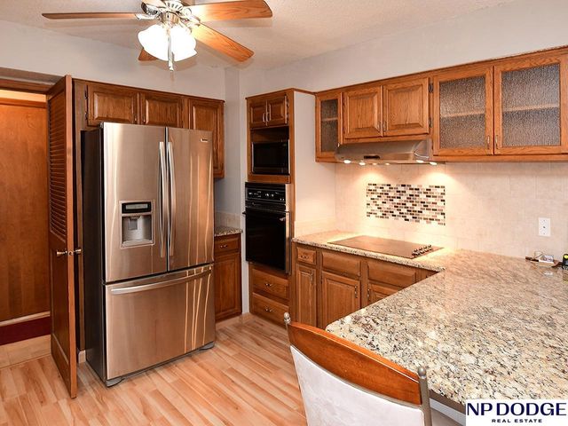 1740 Laguna Drive, Fremont, NE 68025