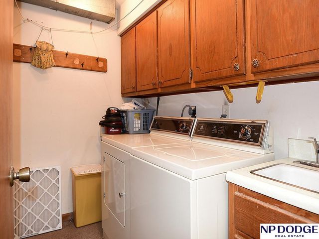 1740 Laguna Drive, Fremont, NE 68025