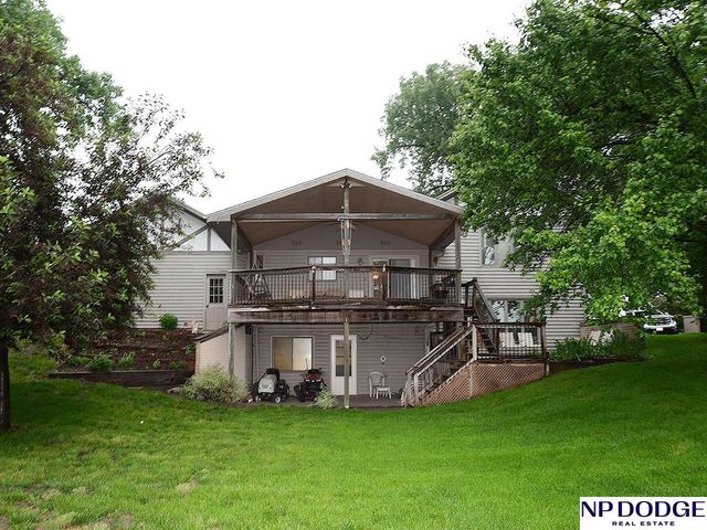 1740 Laguna Drive, Fremont, NE 68025
