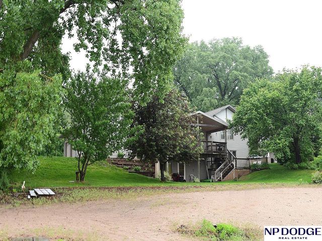 1740 Laguna Drive, Fremont, NE 68025