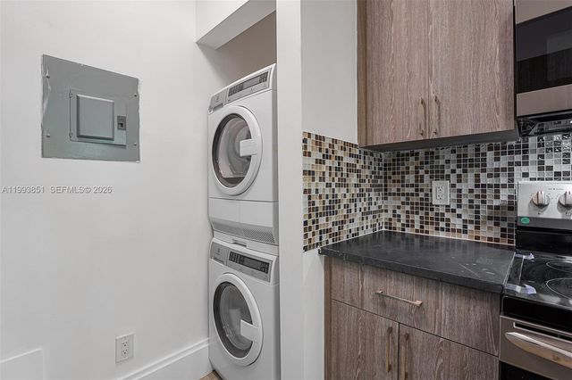 1509 Pennsylvania Ave 3, Miami Beach, FL 33139