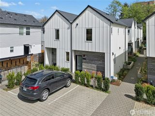 10354 Wallingford Ave N #B, Seattle, WA 98133