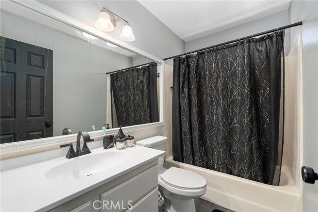 1510 Ashbury, Perris, CA 92571