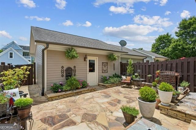 243 S Village Square, Canton, GA 30115