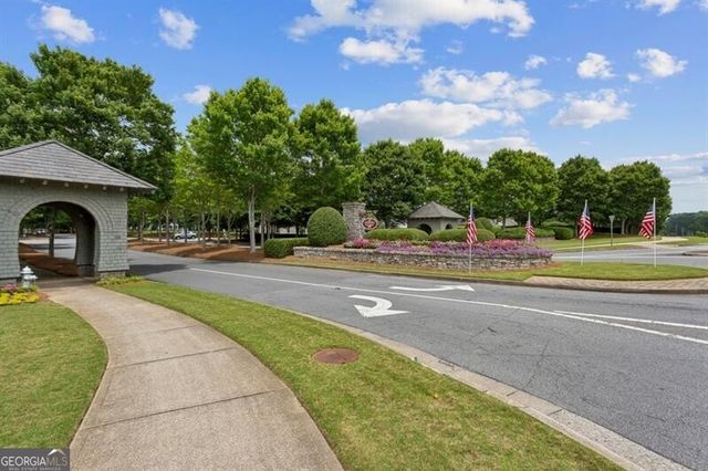 243 S Village Square, Canton, GA 30115