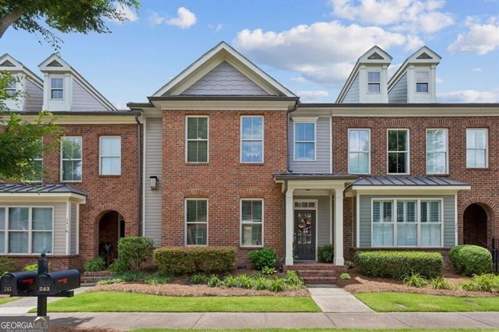 243 S Village Square, Canton, GA 30115