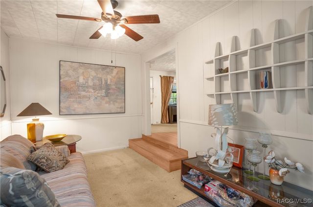 5637 S Perch Point, Floral City, FL 34436