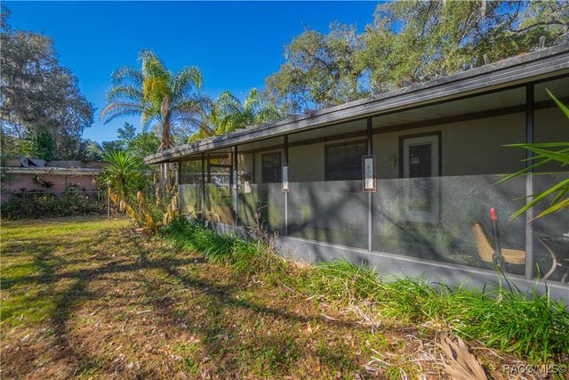 5637 S Perch Point, Floral City, FL 34436