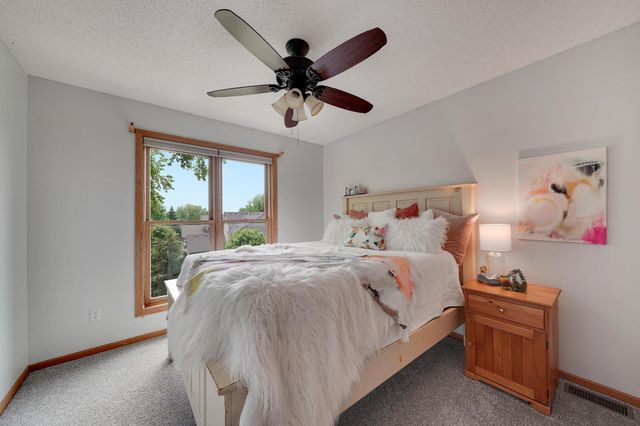 2008 White Pine Road, Hudson, WI 54016