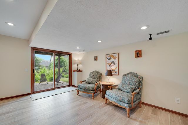2008 White Pine Road, Hudson, WI 54016