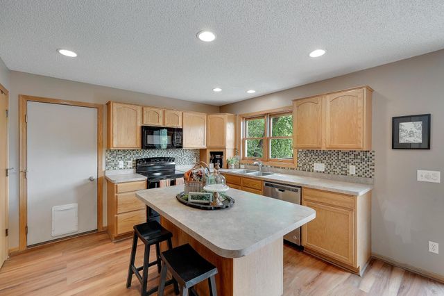 2008 White Pine Road, Hudson, WI 54016