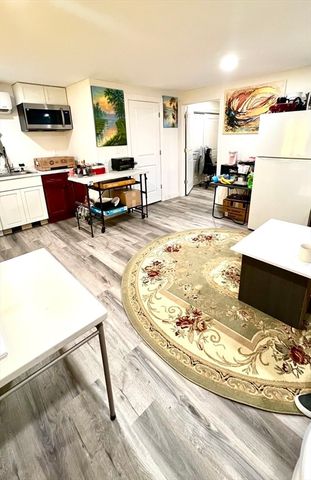 5 Flintlocke Rd, Franklin, MA 02038