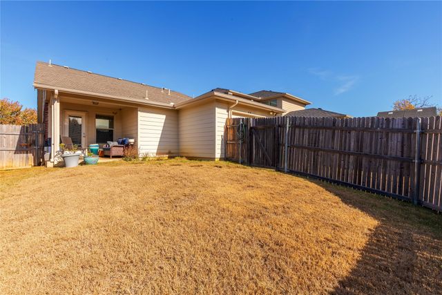 8818 Stewart Street, Cross Roads, TX 76227