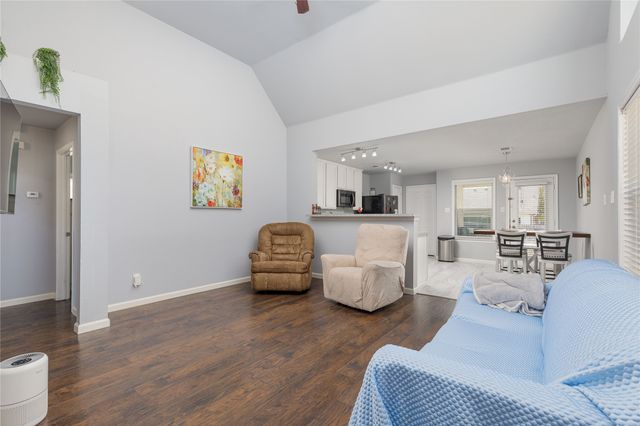 8818 Stewart Street, Cross Roads, TX 76227