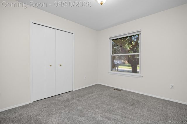 34616 Shorewood Street, Chesterfield Township, MI 48047